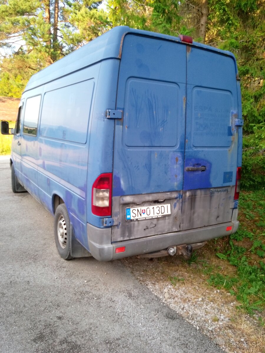 Mercedes Sprinter dodávka - 2