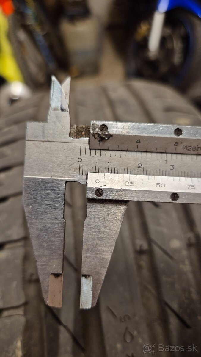 235/65R17 108V - 2