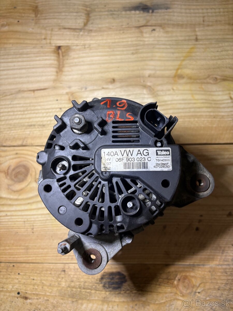 Alternátor z Octavie 2 1.9TDI BLS - 2