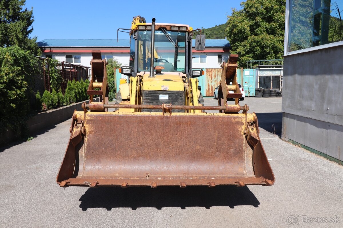 Báger KOMATSU WB97R - 2