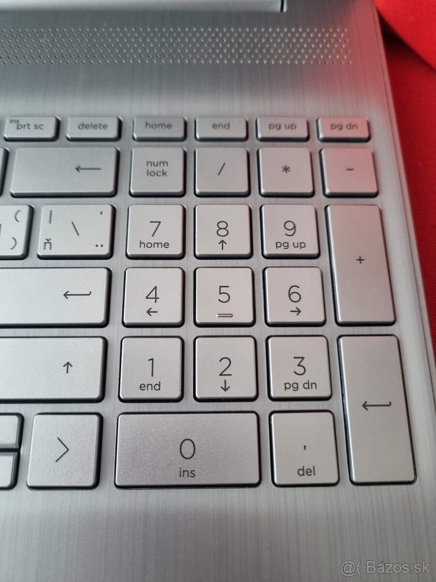 HP - vyzerá ako nový, takmer nevyužívam. - 2