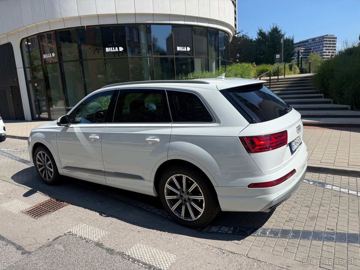 AUDI Q7 3.0 TDi - 2