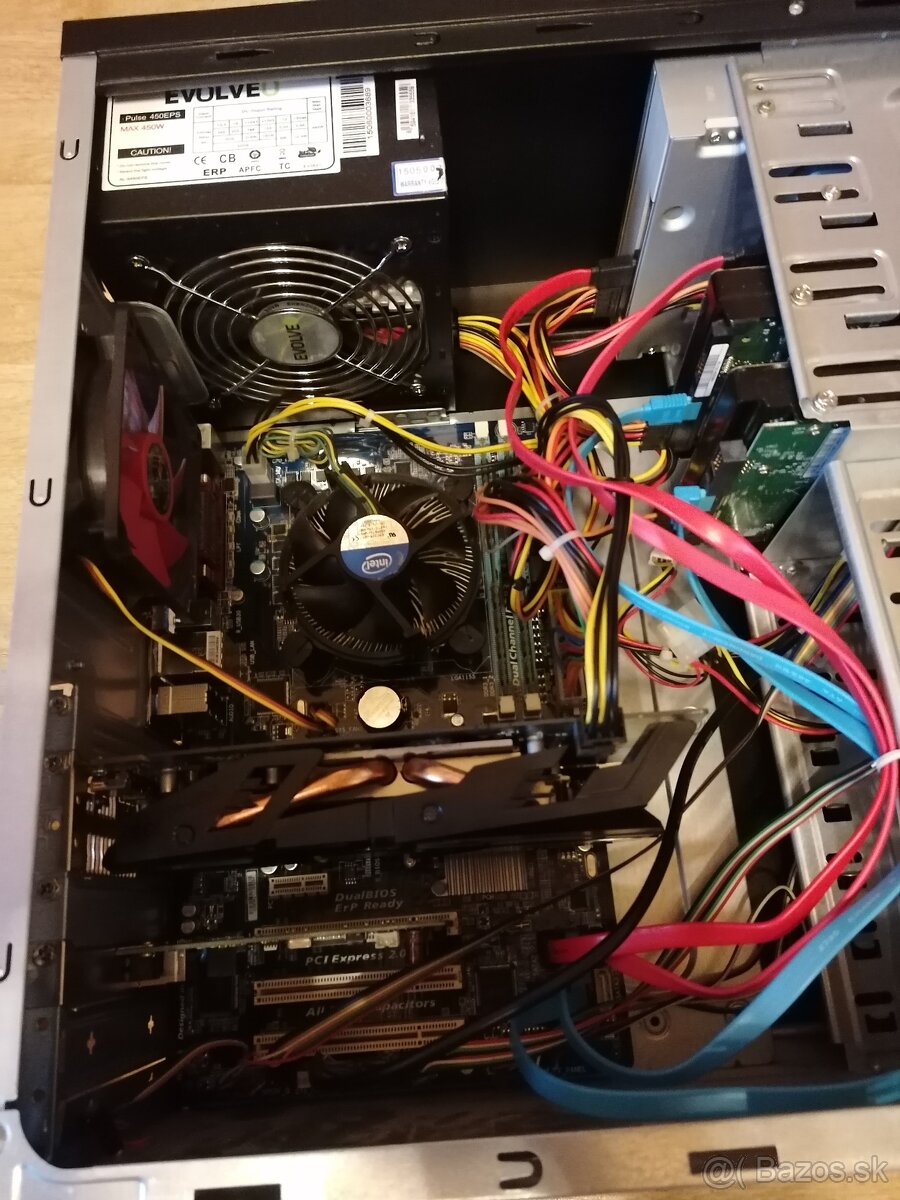 Predám PC skrinku Tracer s windows 10 pro. - 2