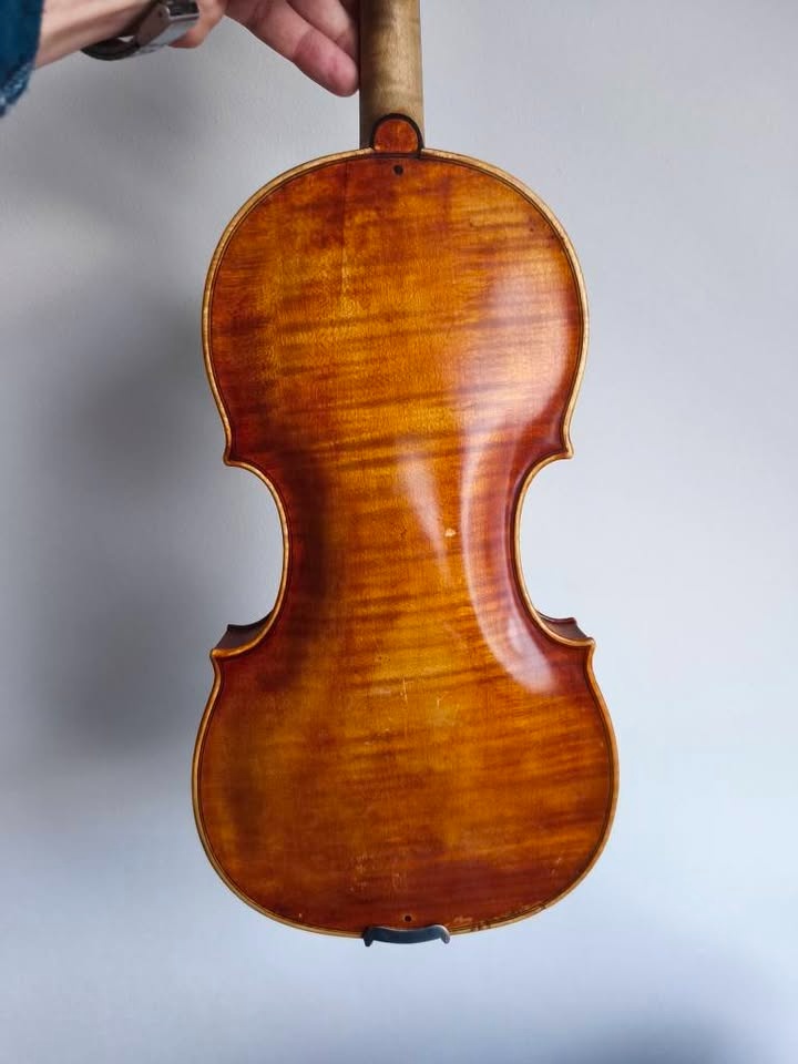 Gusle 4/4 Techler Germany - 2