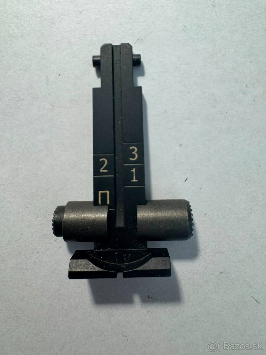 AK105 hledí - 2