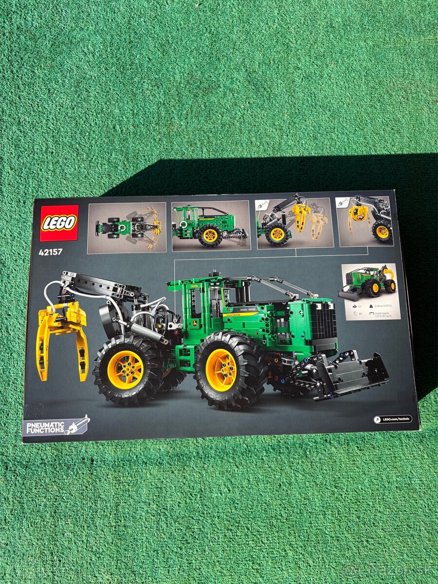Lego Technic 42157 John Deere 948L-II Skidder - 2