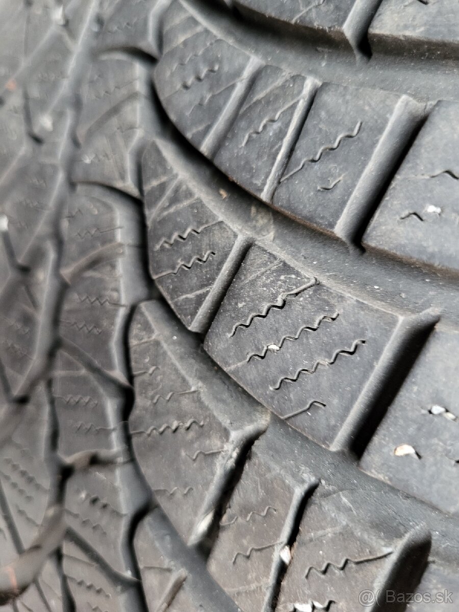 235/50r17 100V,Kumho - 2
