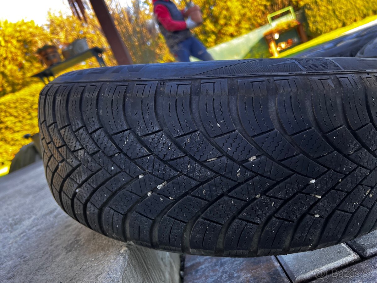 Elektróny AUDI 205/60R16 - 2