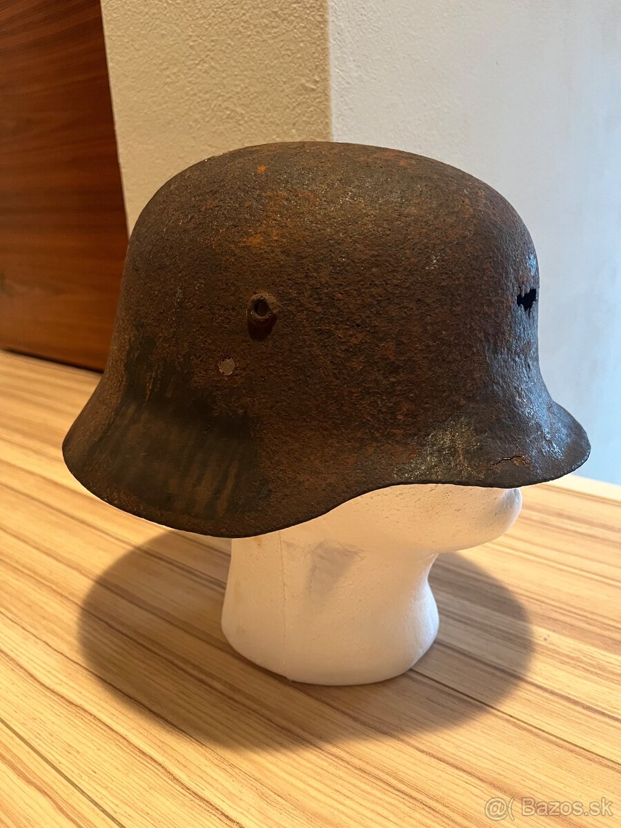 Madarska prilba - 2