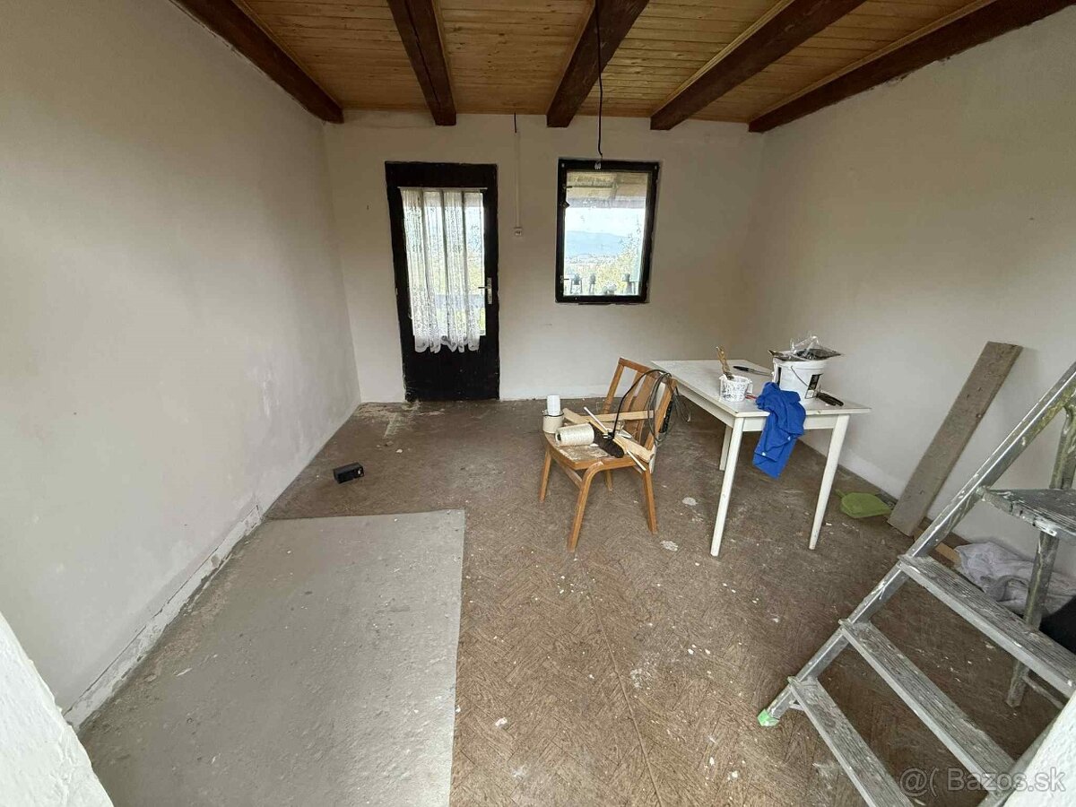 Záhradná chata s výhľadom na mesto - 2