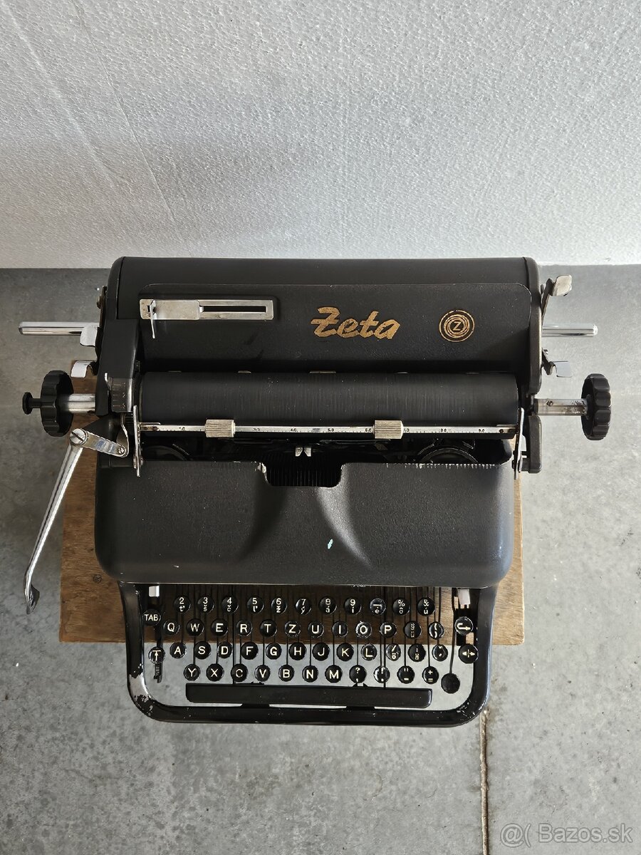 Písací stroj - 2