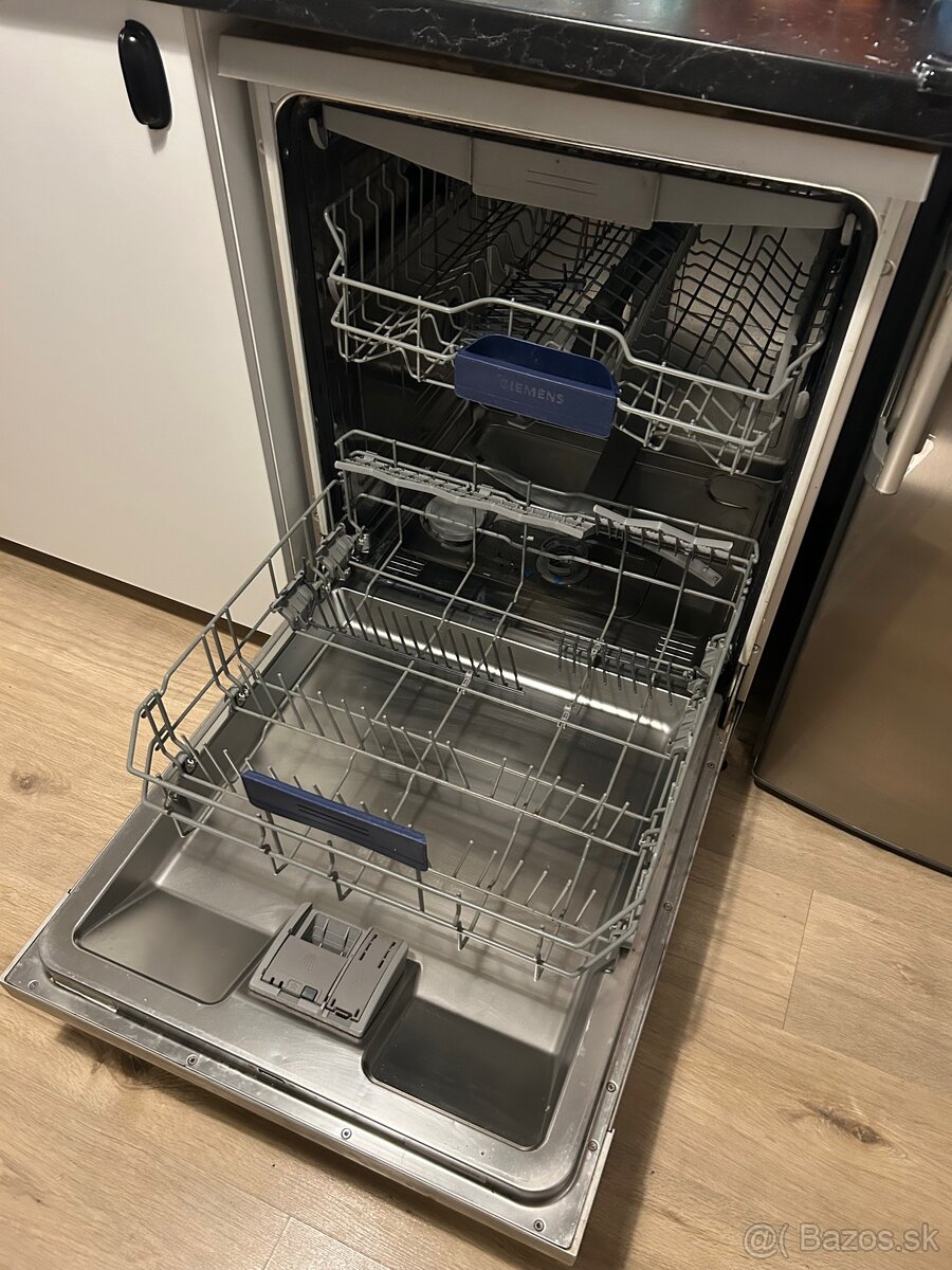 Siemens umývačka riadu 60 cm – nerez - 2