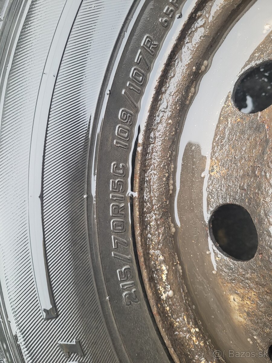Pneumatiky 215/70 R15c - 2