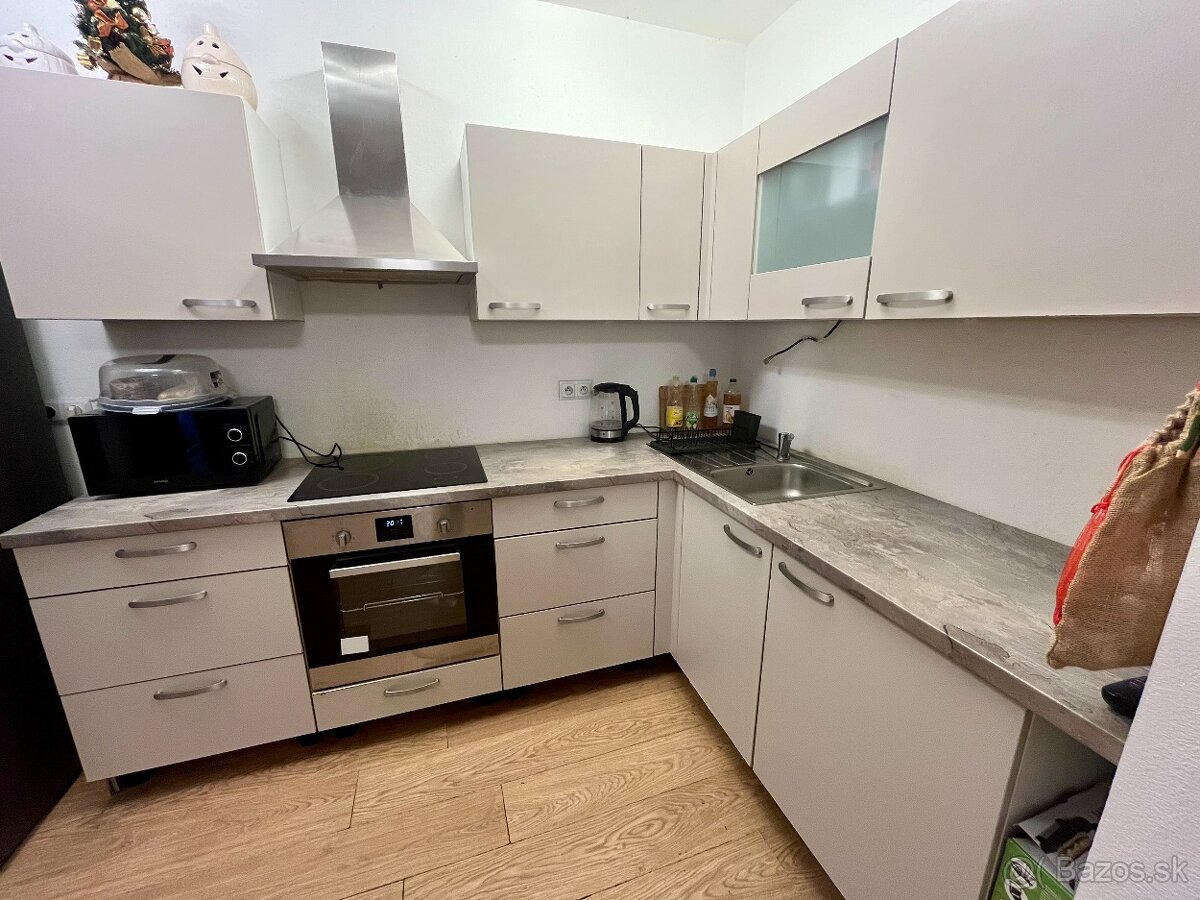 2 izbový byt zo záhradkou v obci Hviezdoslavov - 2