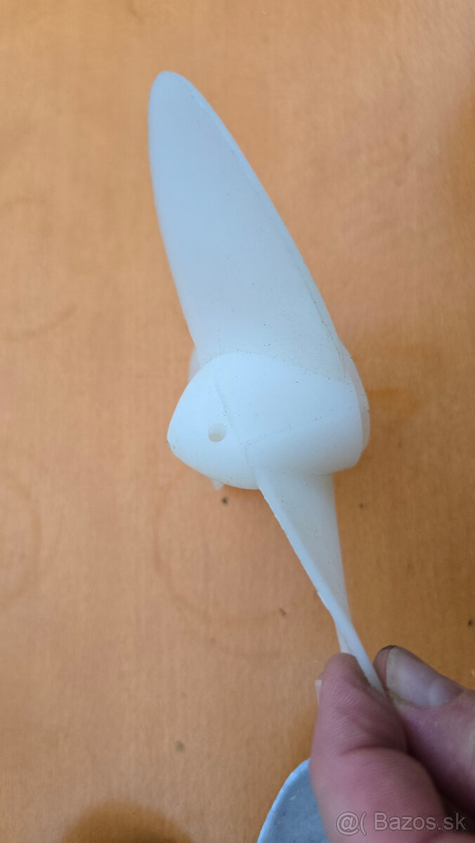 lodné vrtule – hliníková + plastová (3-listé) - 2