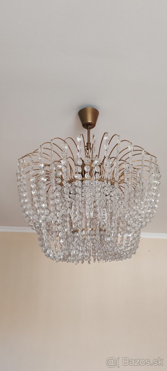 Krystalovy lustet - 2