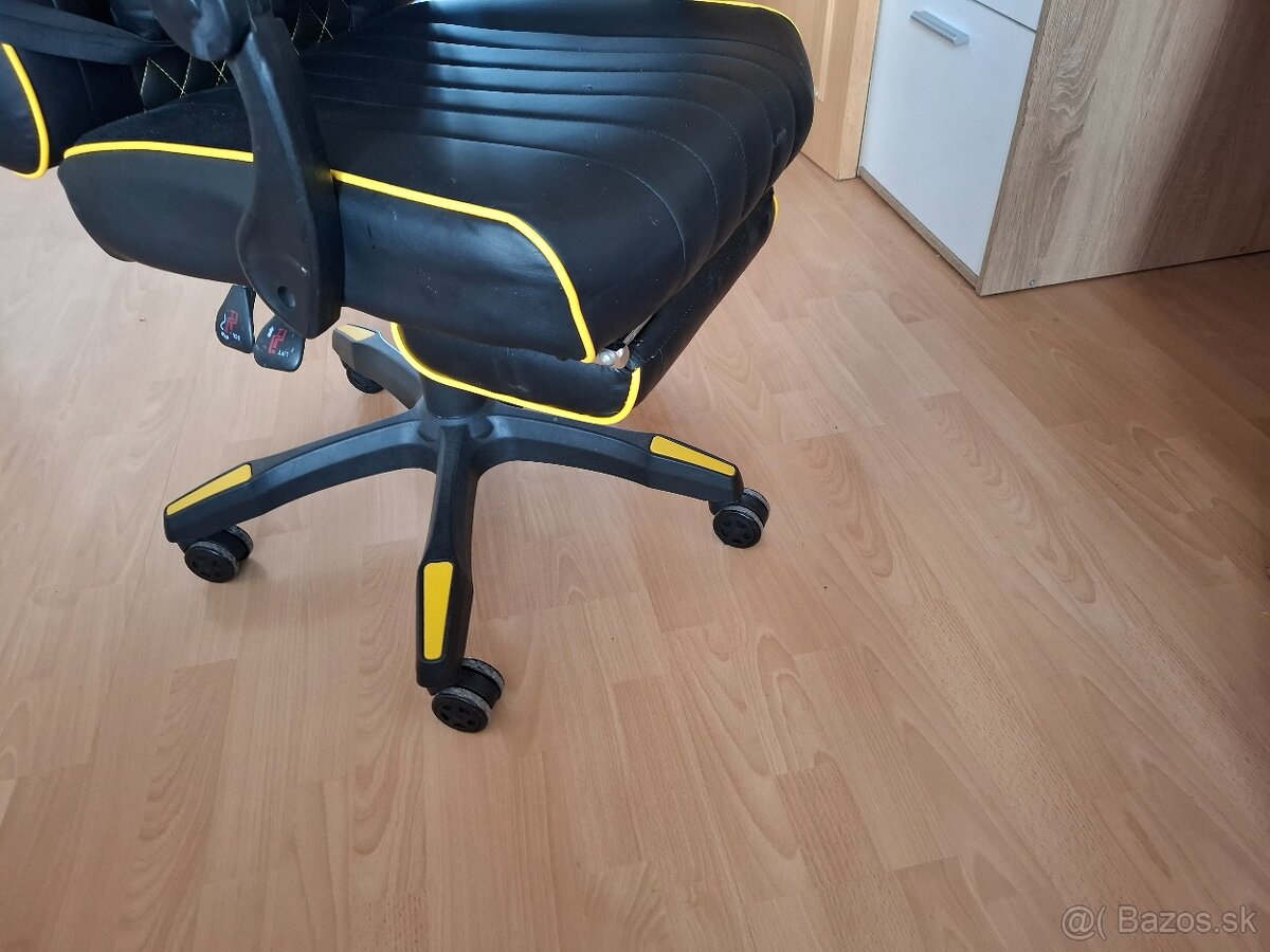 Kancelárska stolička - 2