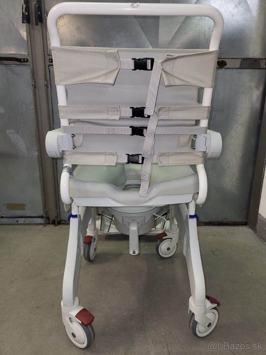 Sprchovací-toaletný vozík - 2