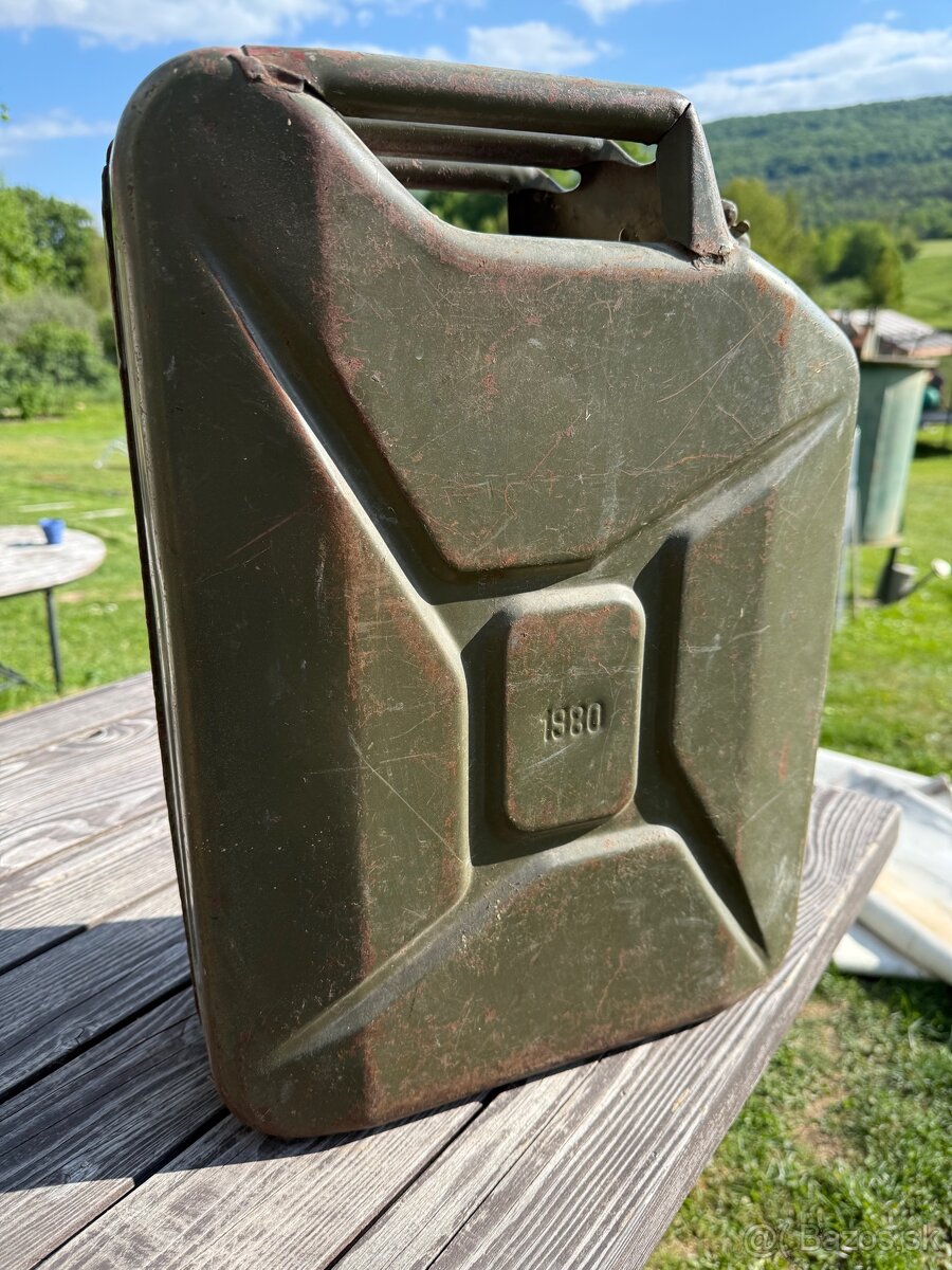 Plechový kanister - 2