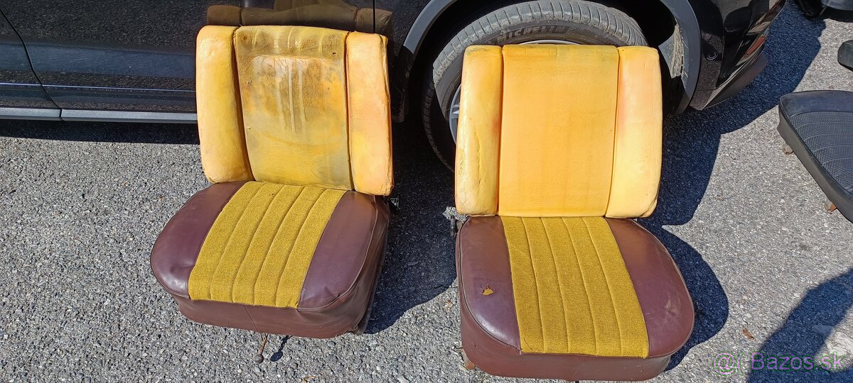 Skoda 100 sedadla - 2