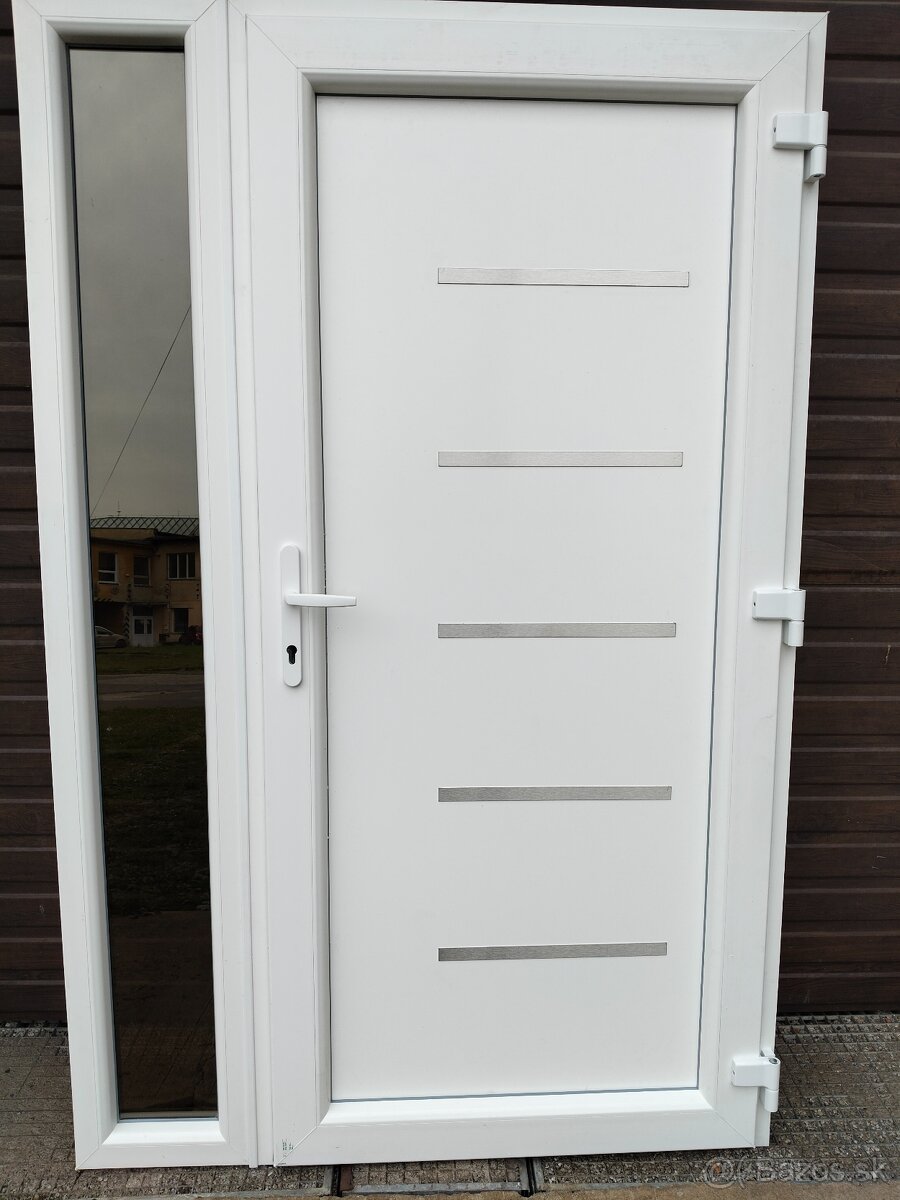 Plastové dvere biele - 2