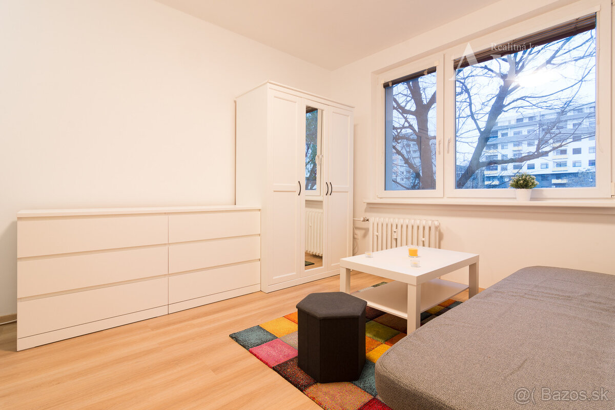 Gars. - Jašíkova ul. (po rekonštrukcii) - 2