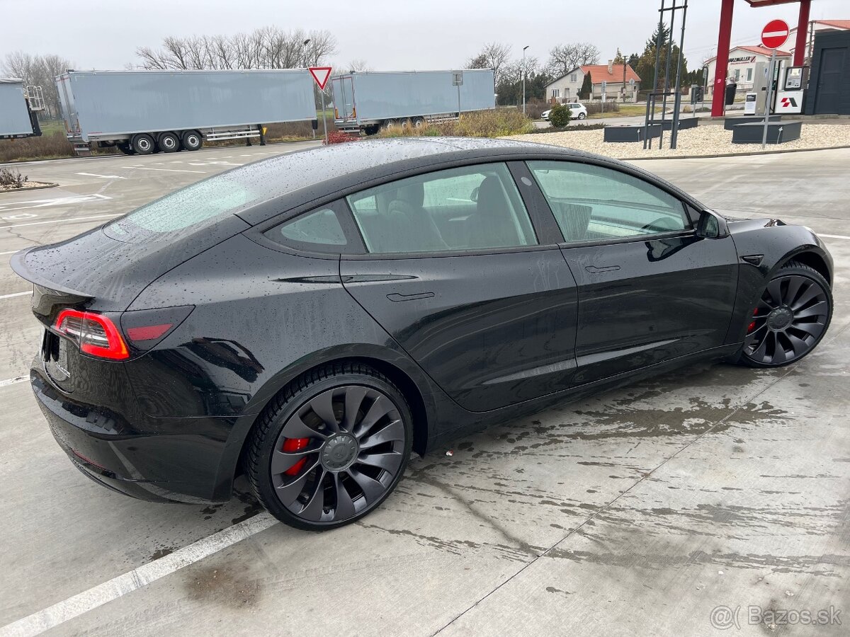 Tesla Model 3 Performance AWD - 2