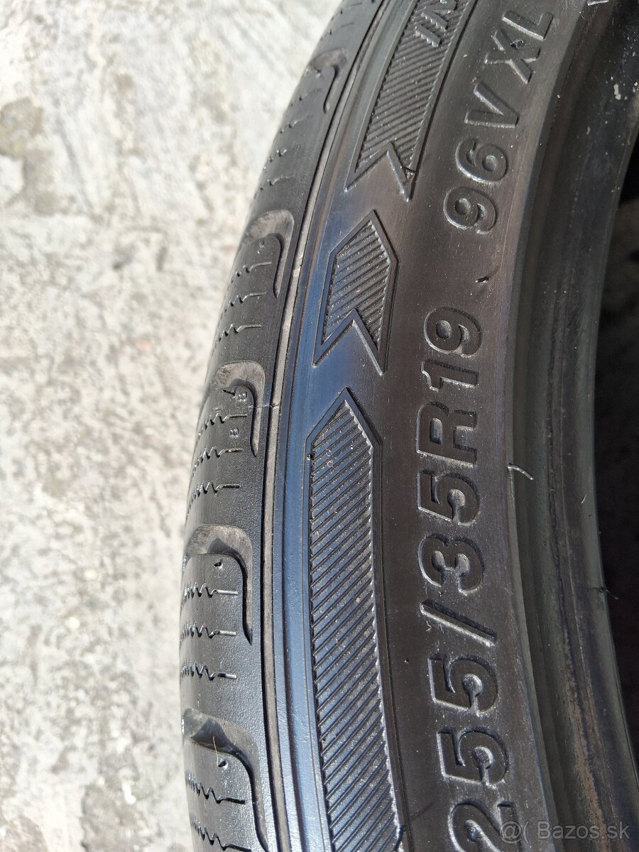 255/35 r19 zimne pneumatiky - 2