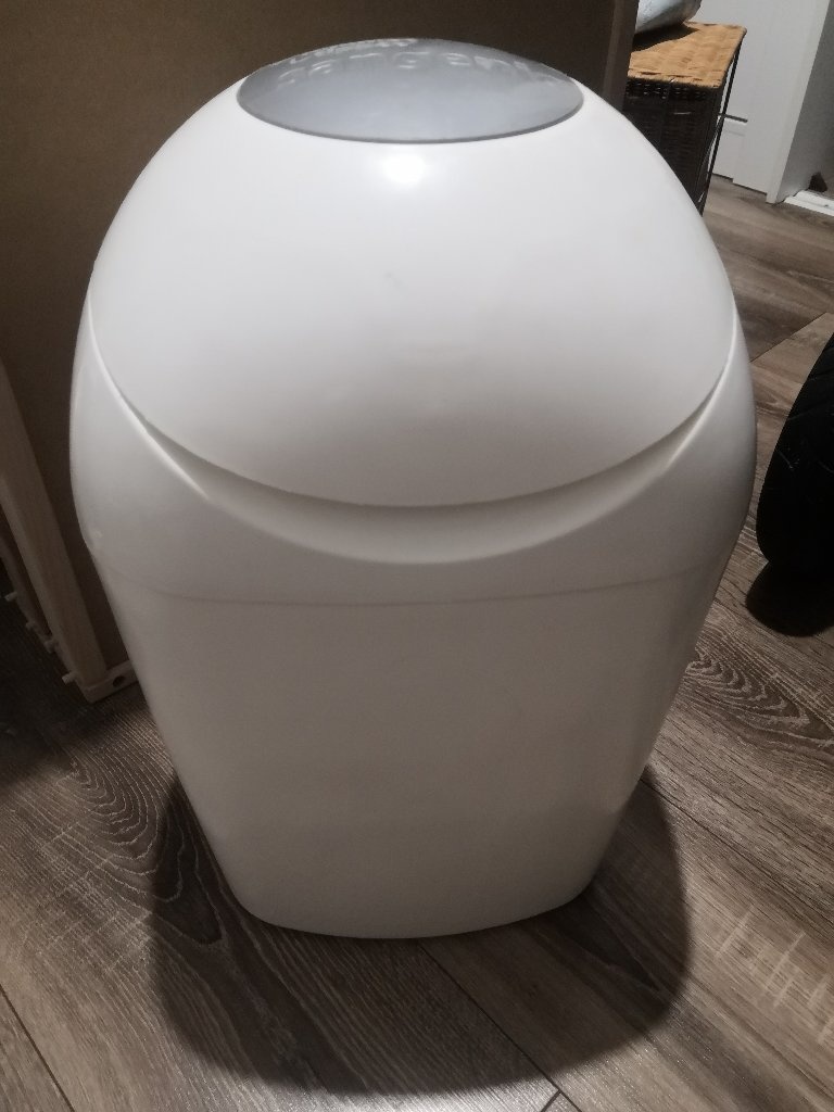 Tommee Tippee Sangenic kos + 2 naplne. - 2