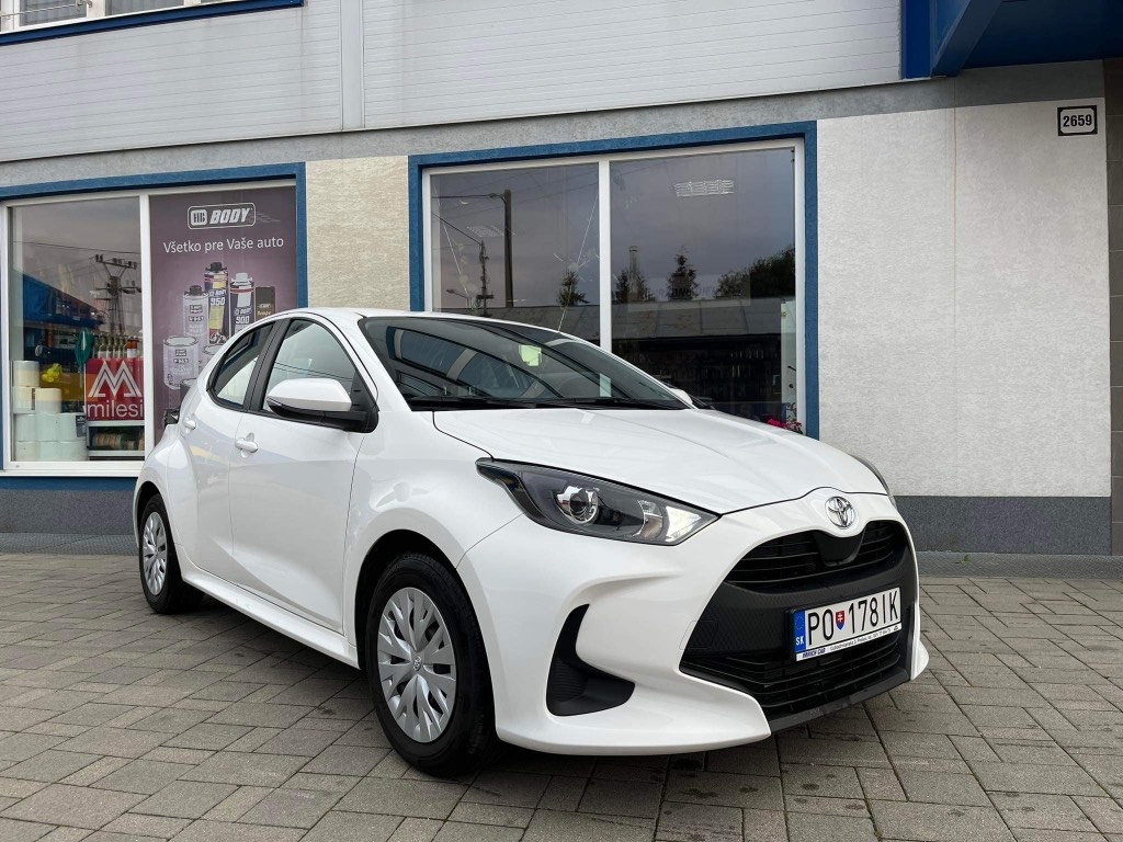 Toyota Yaris 1.0 - 2