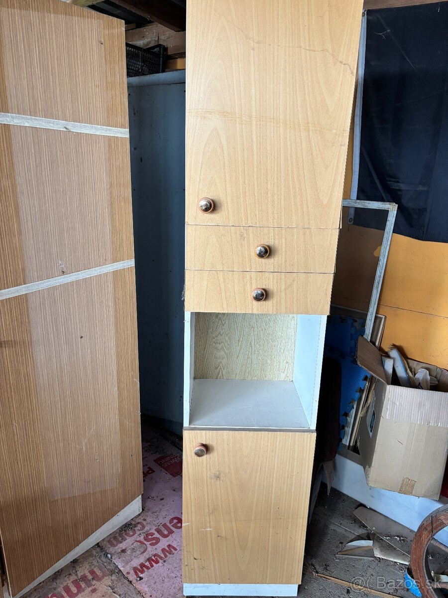 Skriňa - 2