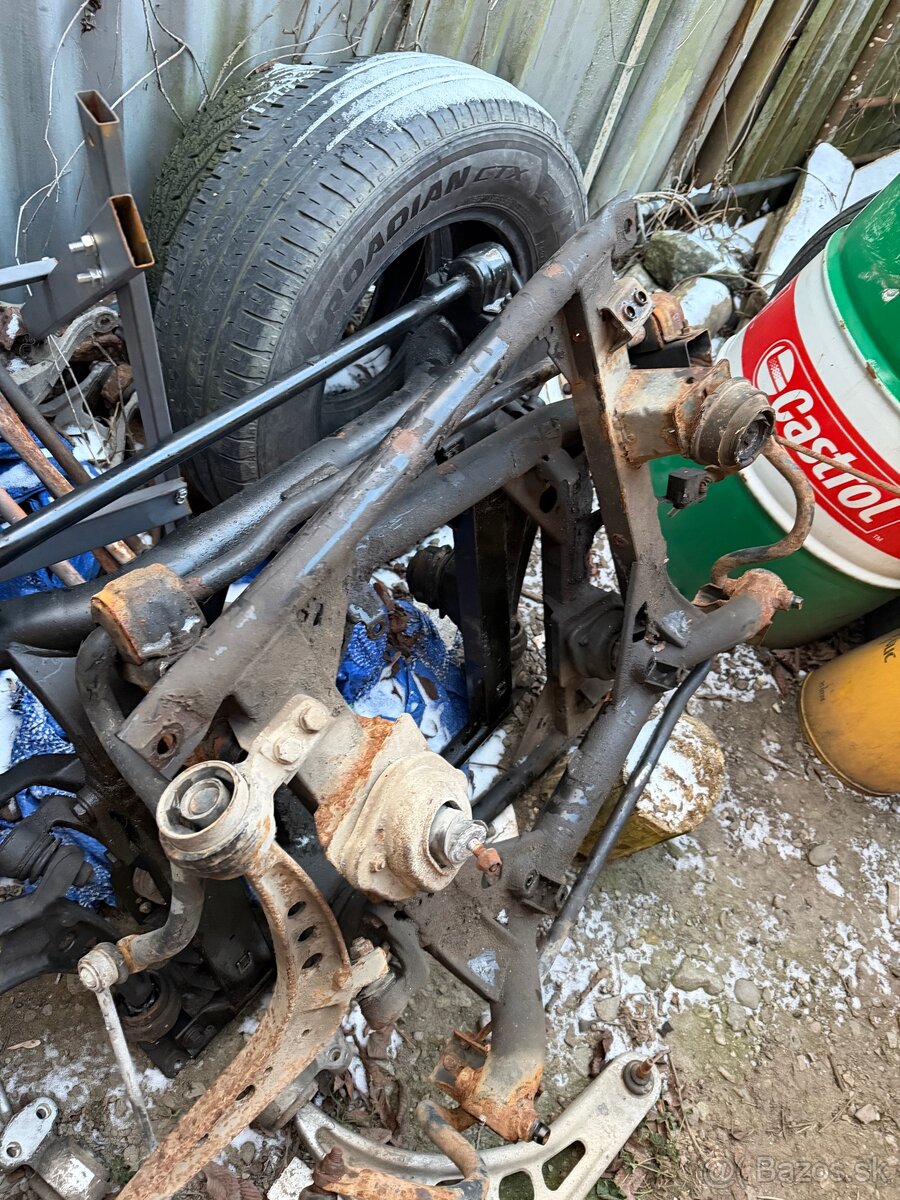 Náhradné Dieli na e46 4x4 - 2