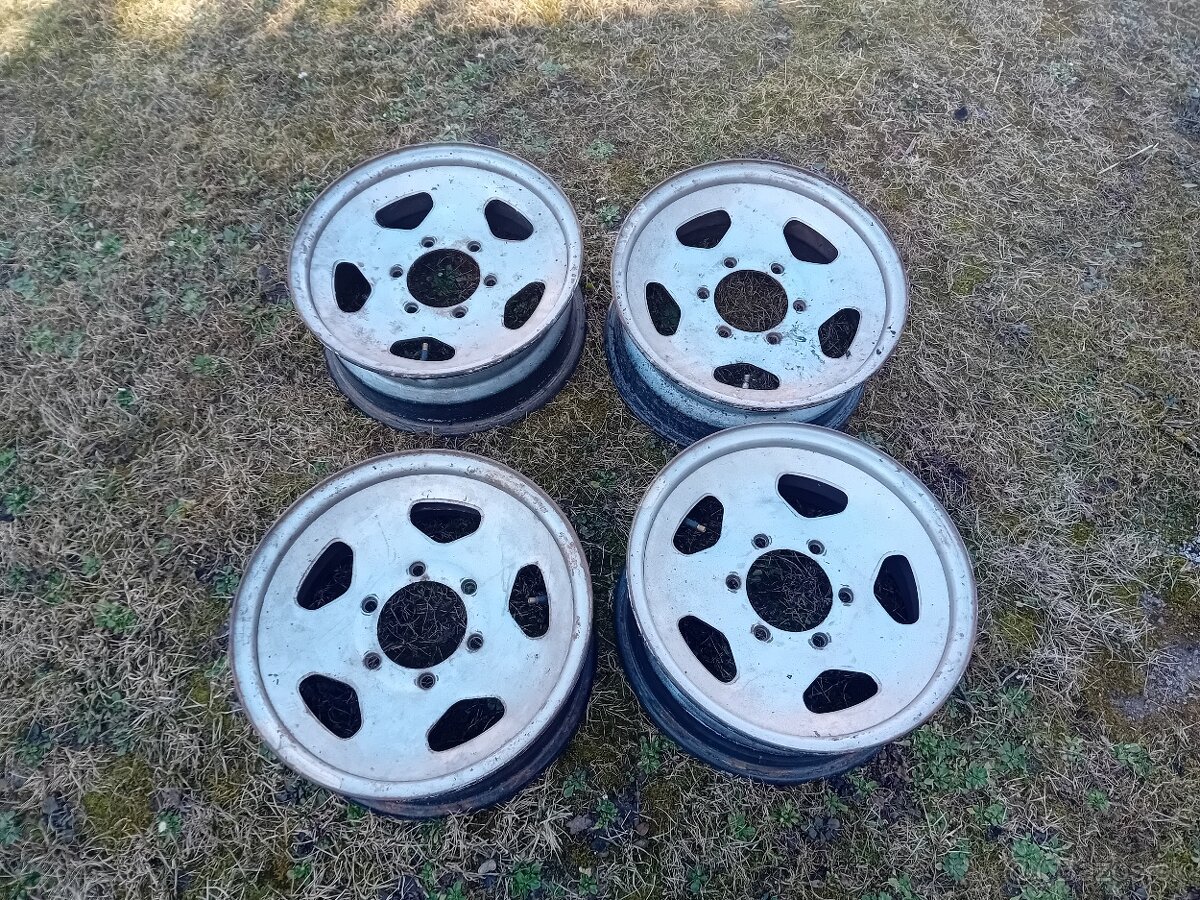 Mitsubishi l 200 - 2