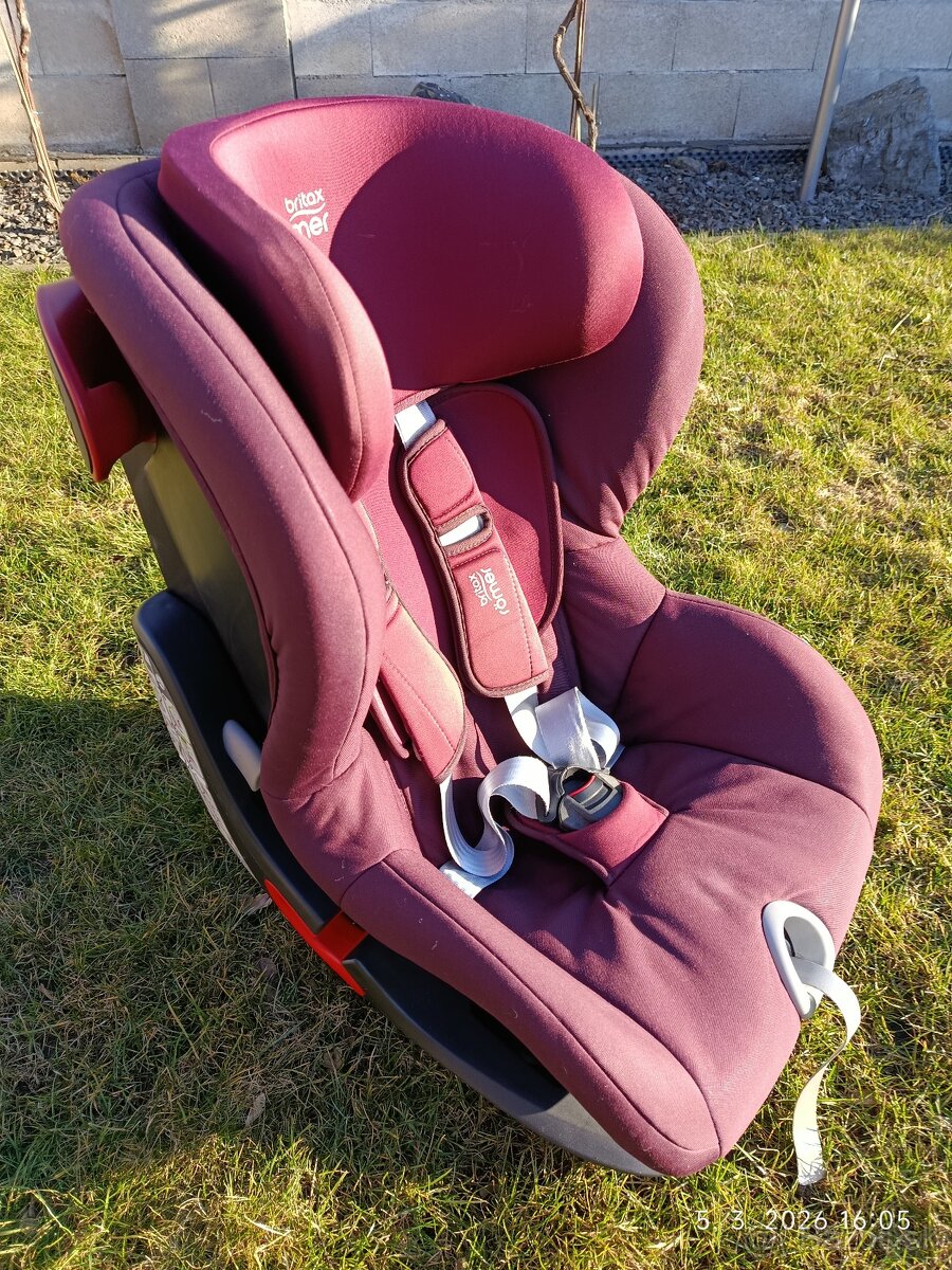 Autosedačka Britax Bordová - 2
