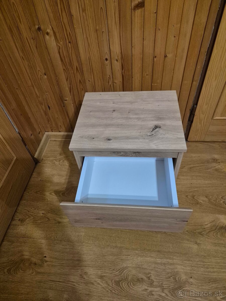 Nočné stolíky - 2