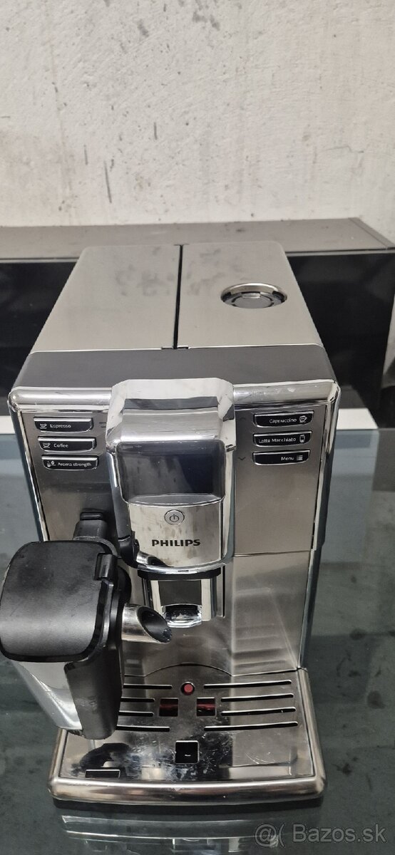 Predám kávovar PHILIPS - 2