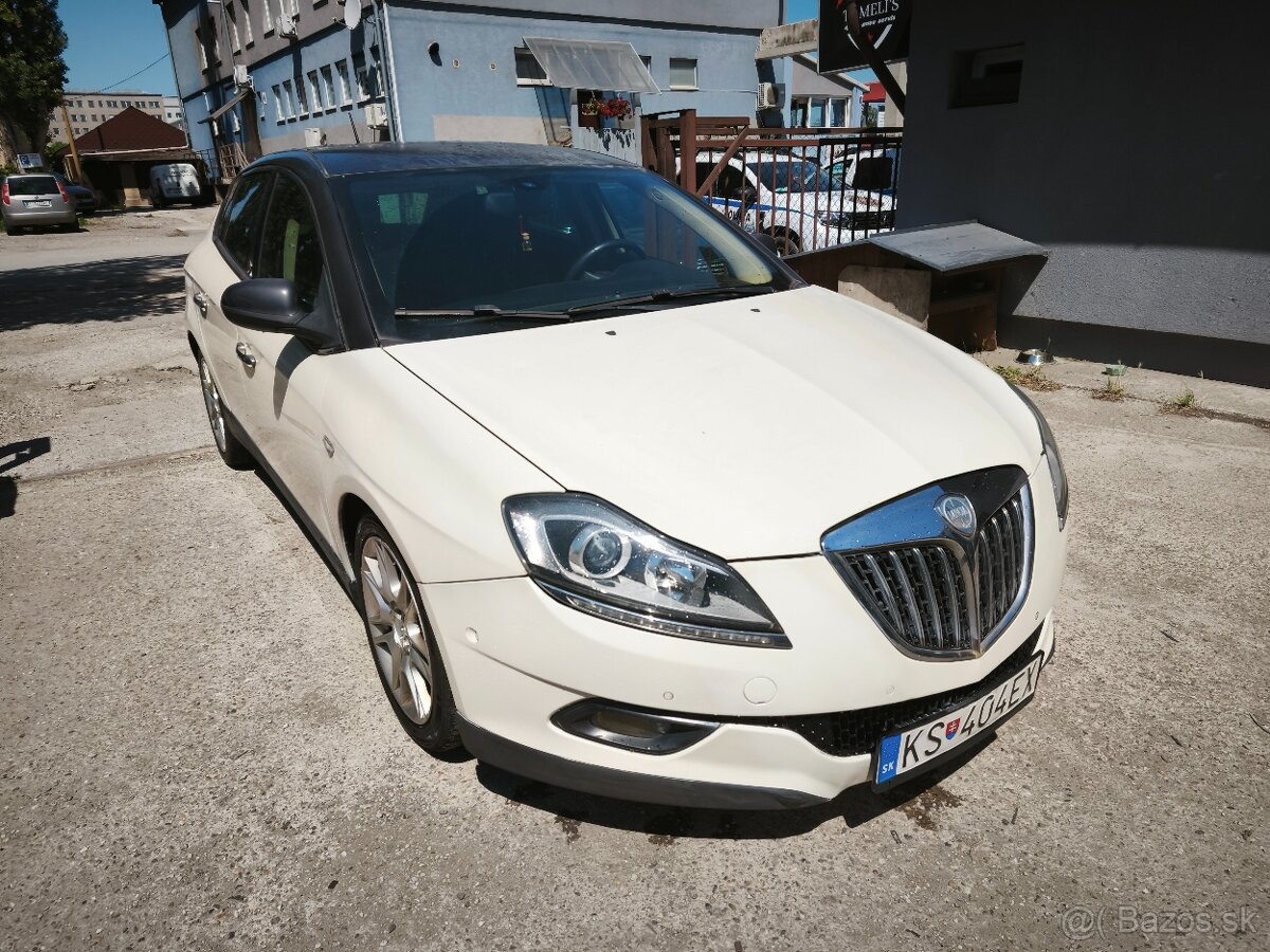 Lancia delta nafta - 2