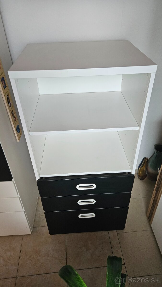 Ikea Smastad - 2