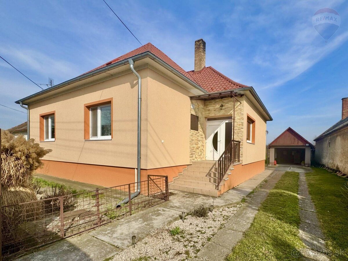 Predaj rodinného domu, Vojka nad Dunajom, pozemok 1719 m2, č - 2