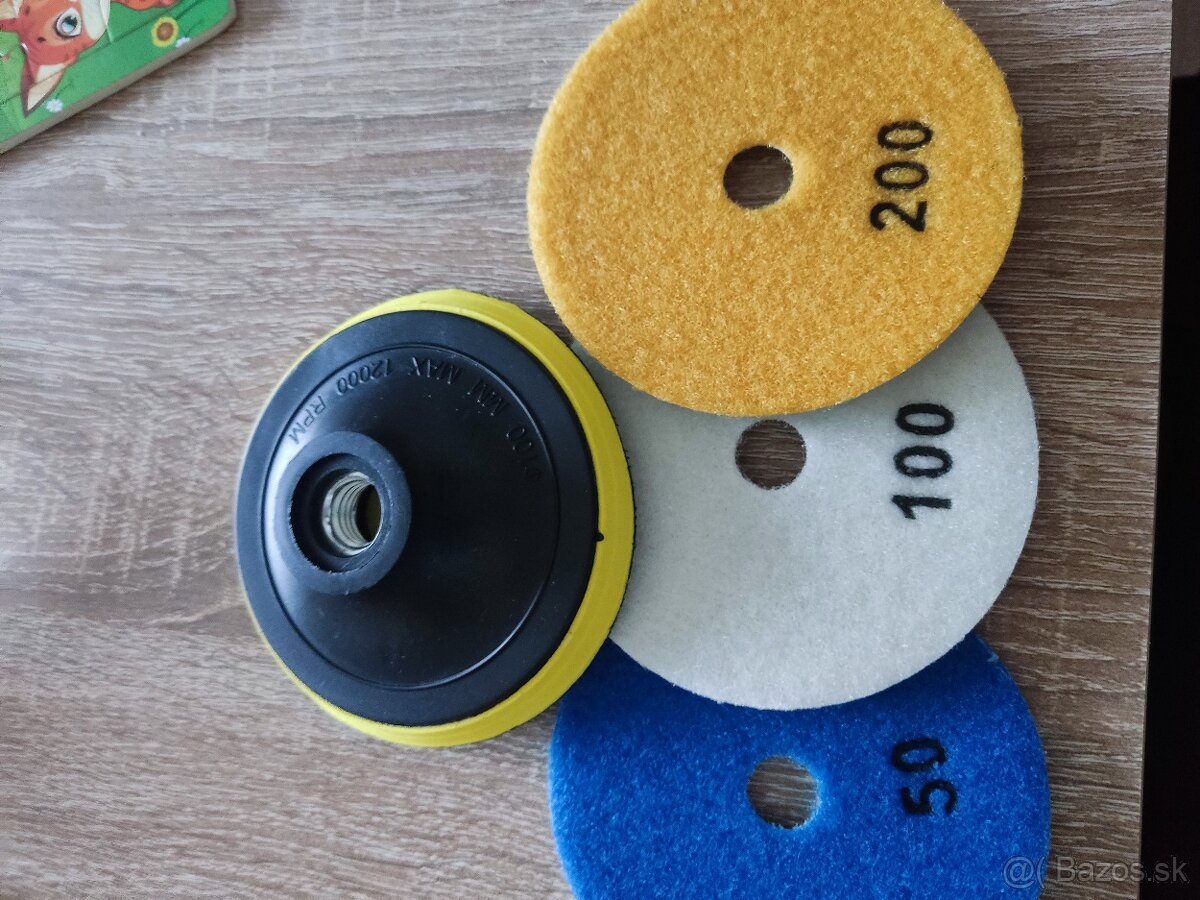 Brusne kotuče na dlažbu - 2