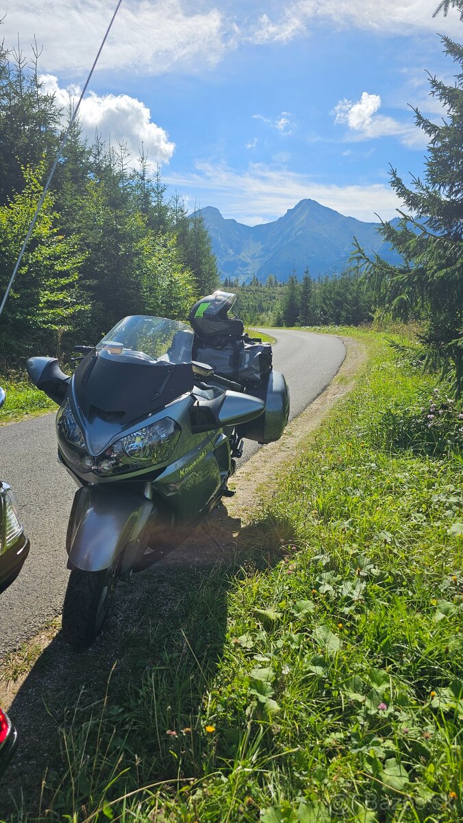 Kawasaki GTR 1400 AJ VÝMENA - 2