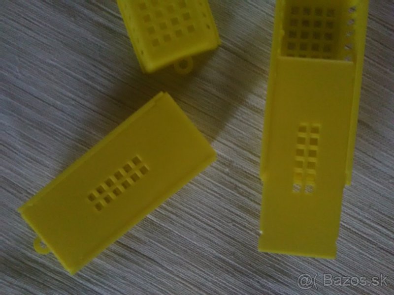 VČELY: Predám zasielaciu aj pridavaciu klietku - 2