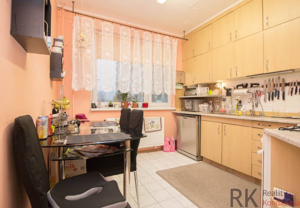 3-izb.byt, Ťahanovce- Berlínska, 2.poschodie/8, loggia - 2