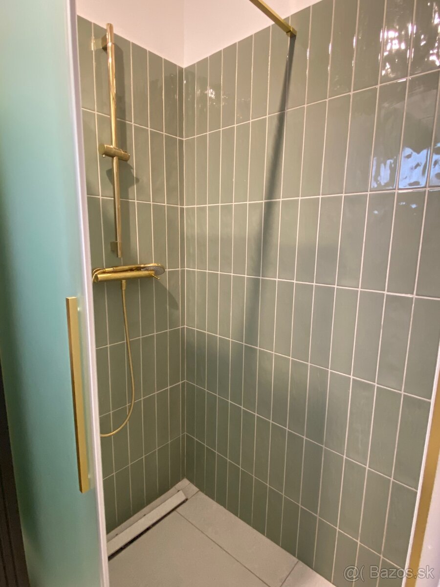 Predam zelene kachlicky - 2