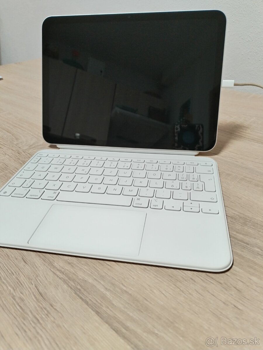 iPad 10.9" Wi-Fi 64GB Strieborný (10. gen.) + Apple Magic K - 2