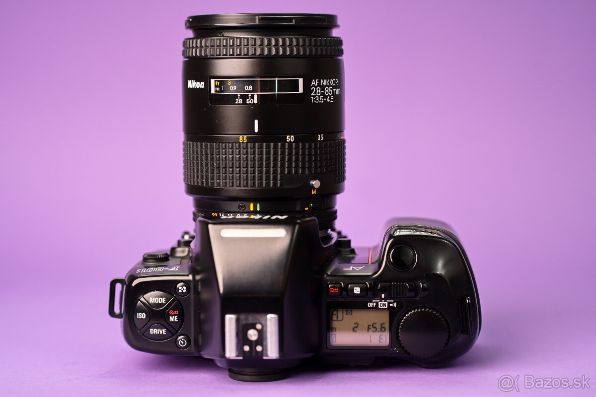 Nikon F-801s. Nikkor AF 28–85mm - 2