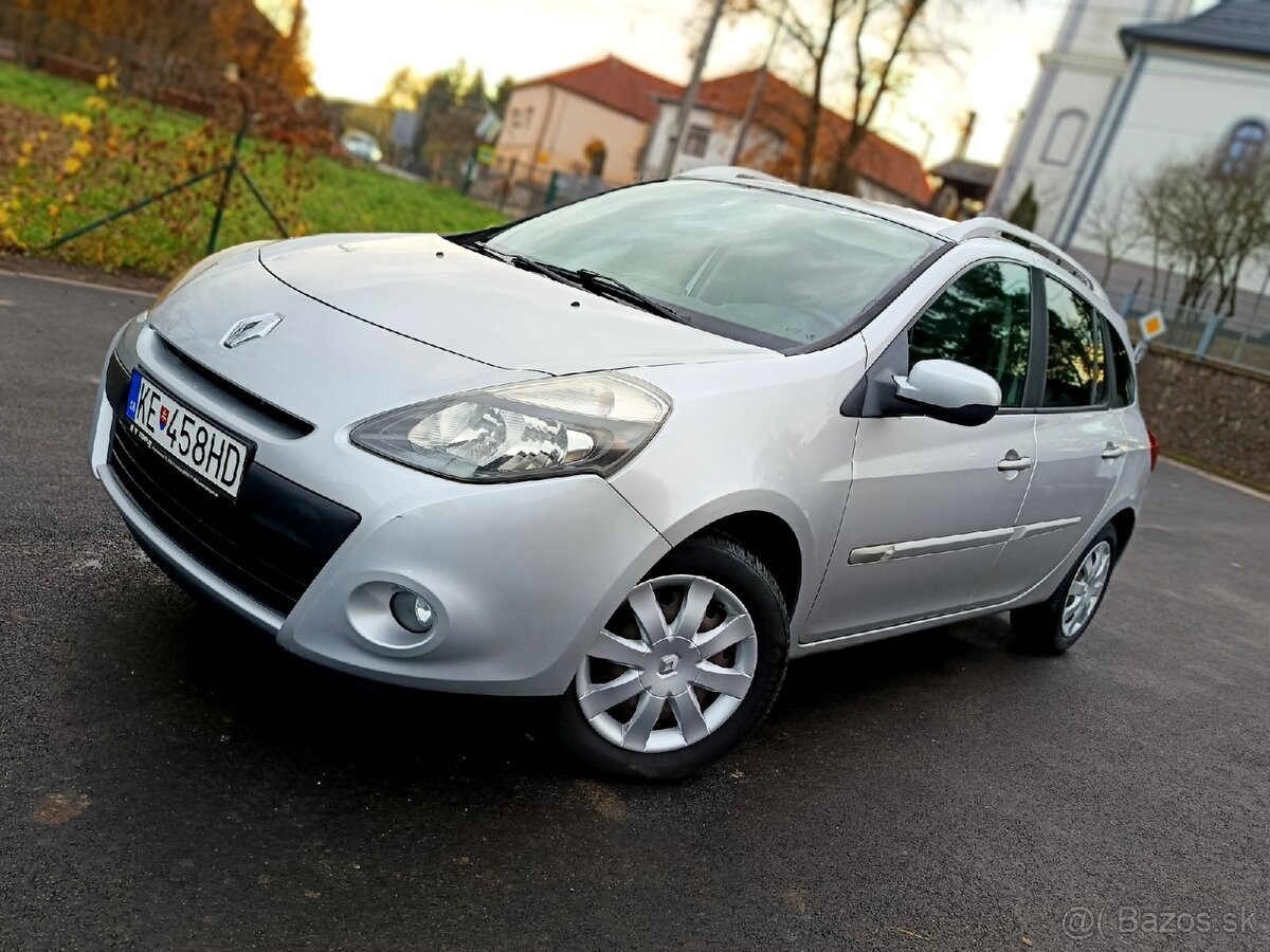 RENAULT CLIO GRANDTOUR 2010 132 000KM - 2
