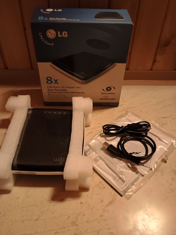 CD/DVD mechanika. - 2