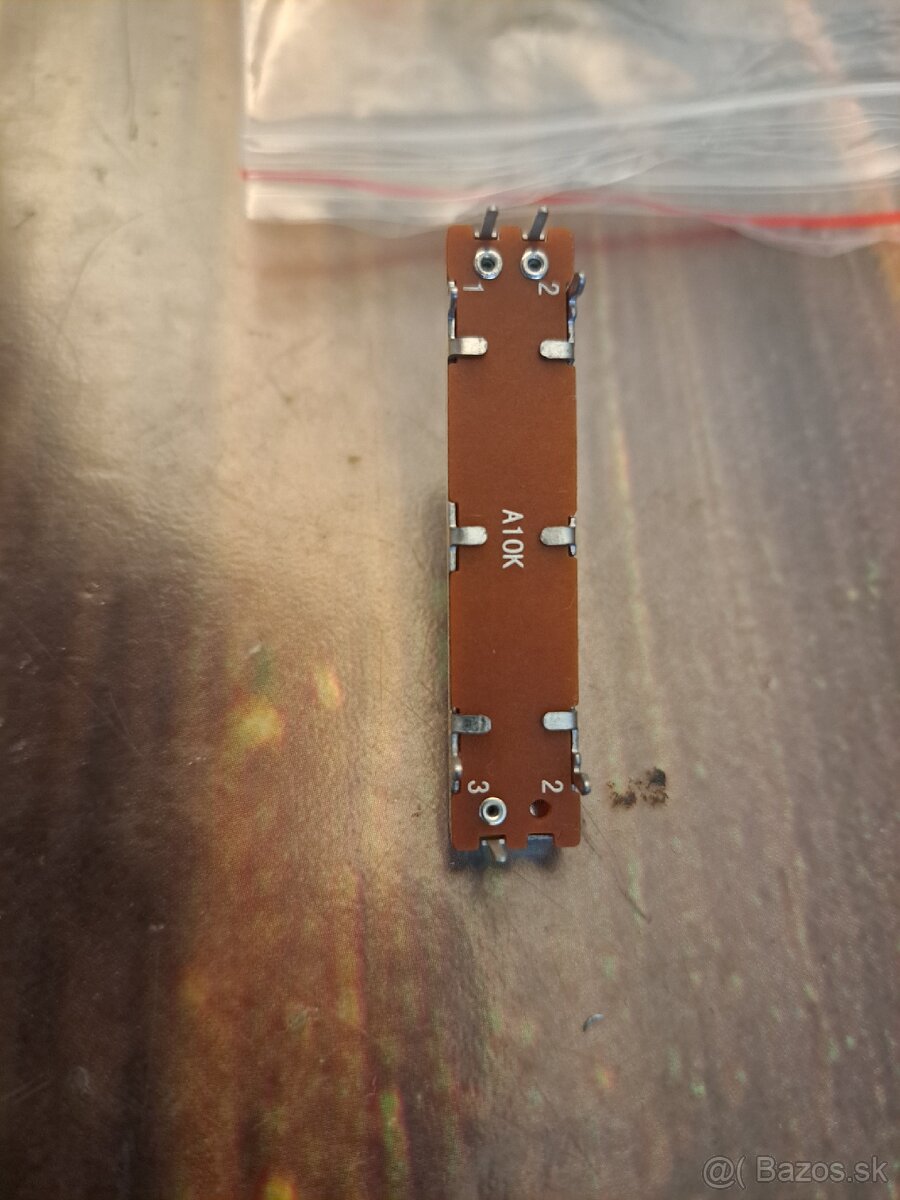 Ťahové potenciometre 45mm A10k - 2
