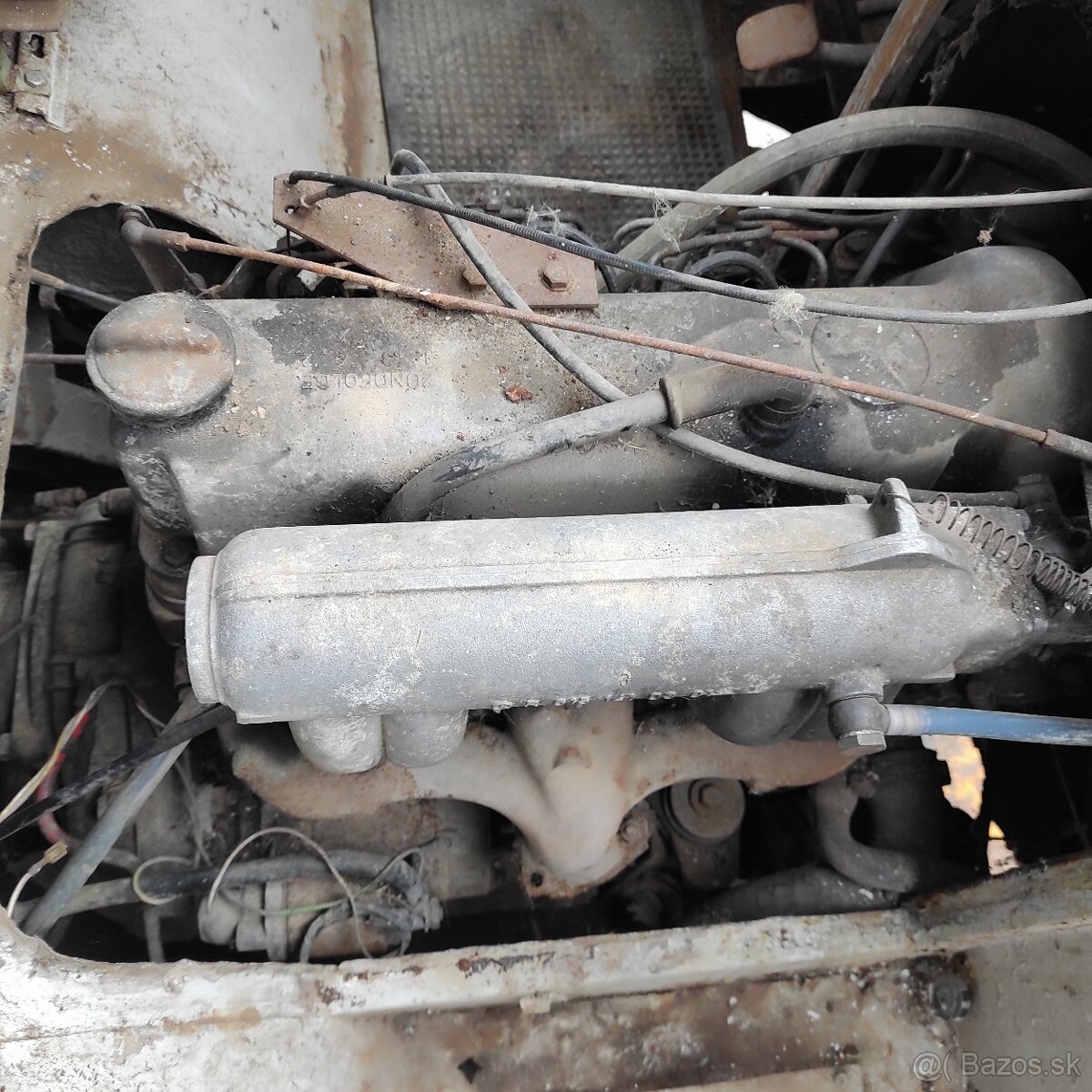 IMV trojnapravovy motor mercedes - 2